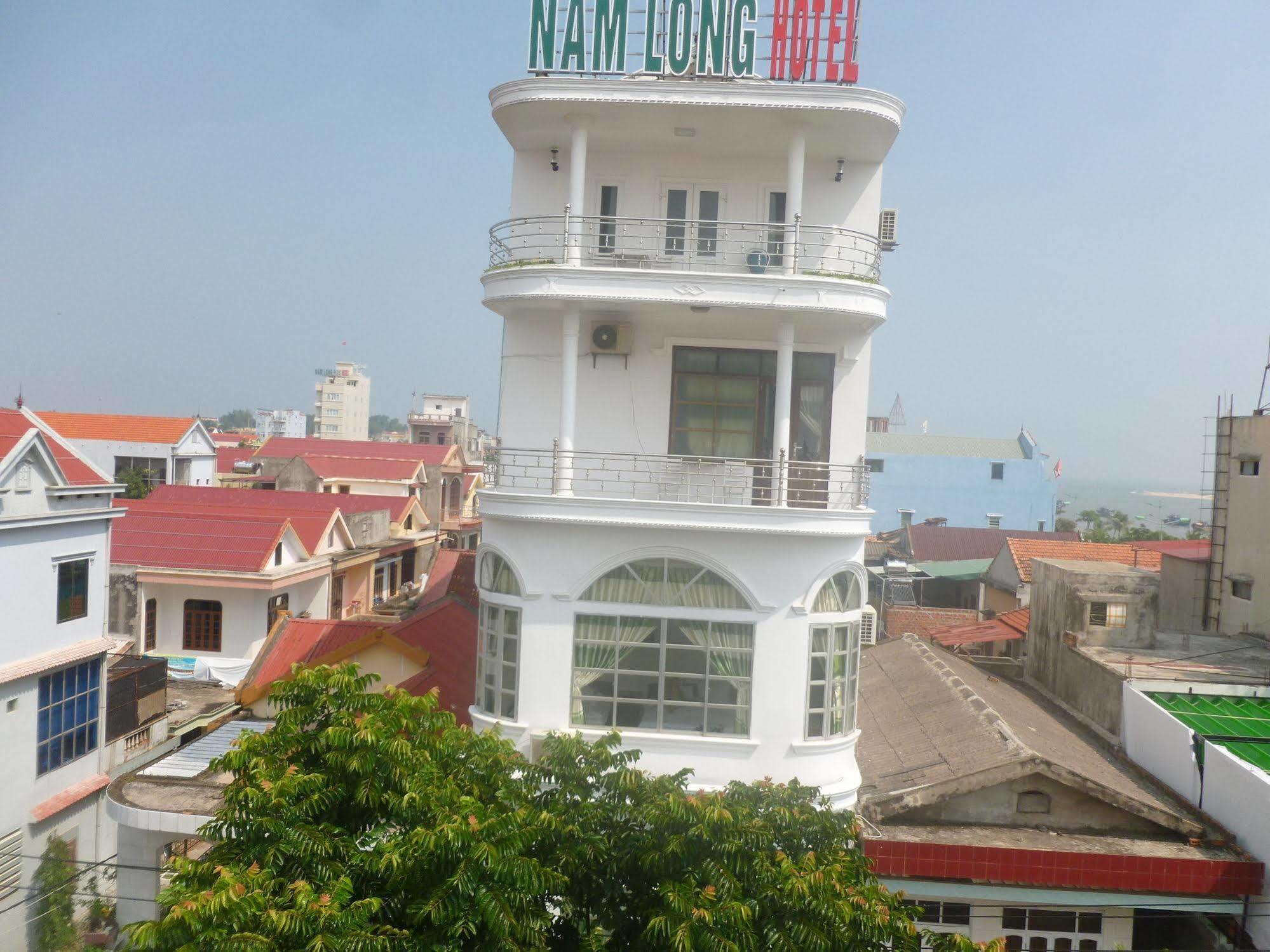 Nam Long Hotel Dong Hoi Exterior photo